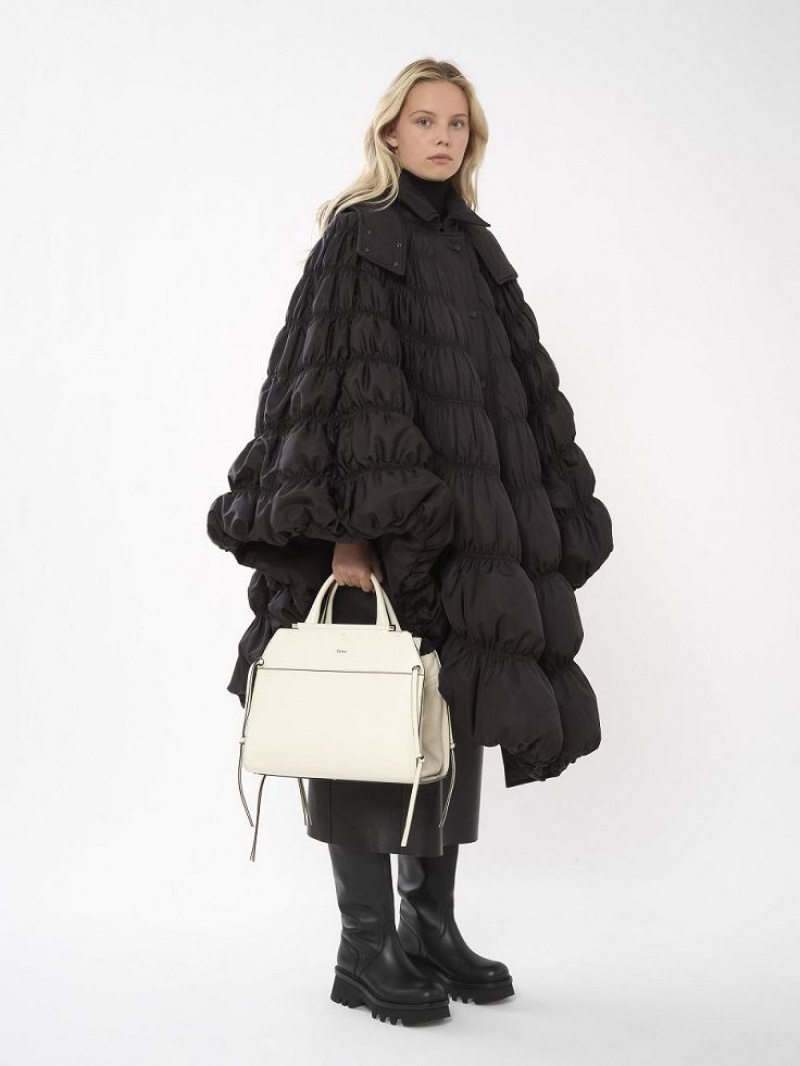 Chloe Kurzes Puffer Cape Mäntel Schwarz | CHE-SR13814